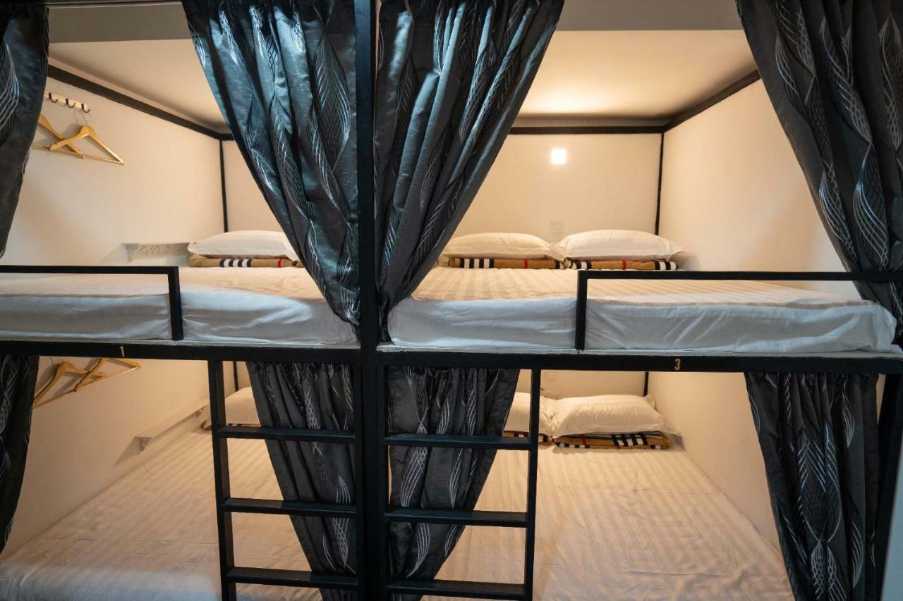 Bed in 8-Bed Mixed Dormitory Room